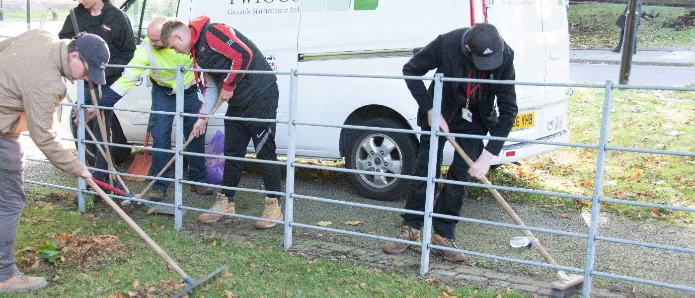 Horticulture students taking part in a practical session delivered by TWIGGS Ground Maintenance LTD.